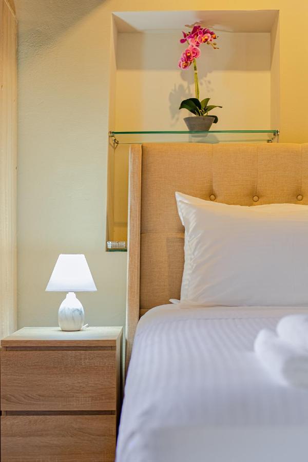 Ydragogeio Rooms Old Town Ханья Экстерьер фото